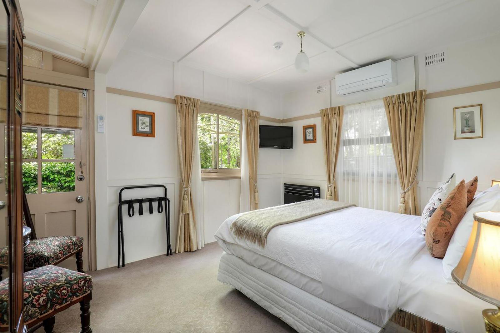 Kubba Roonga Guesthouse - Boutique Luxury Spa Retreat & Gardens - Blue Mountains แบล็คฮีธ ภายนอก รูปภาพ