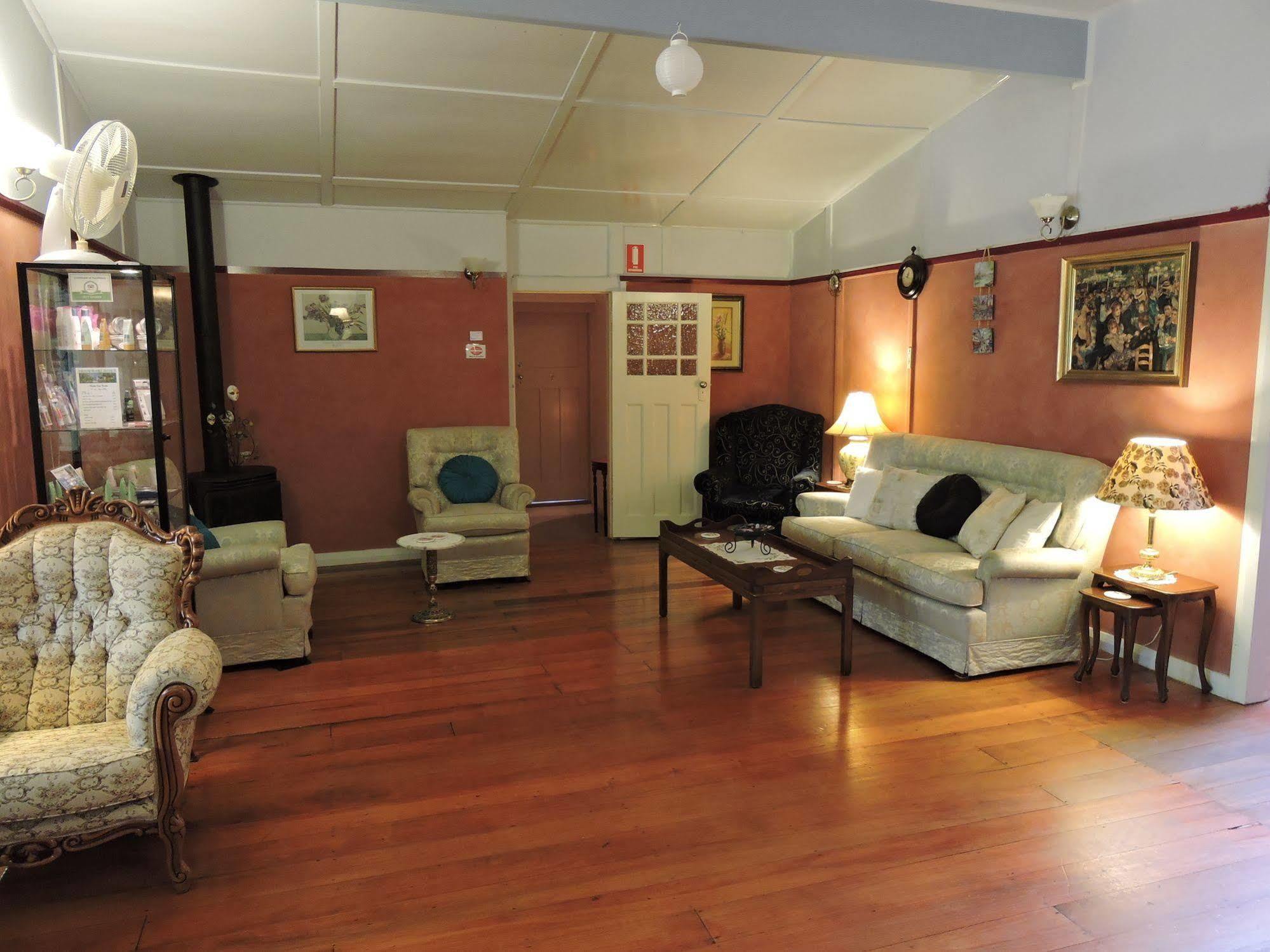 Kubba Roonga Guesthouse - Boutique Luxury Spa Retreat & Gardens - Blue Mountains แบล็คฮีธ ภายนอก รูปภาพ