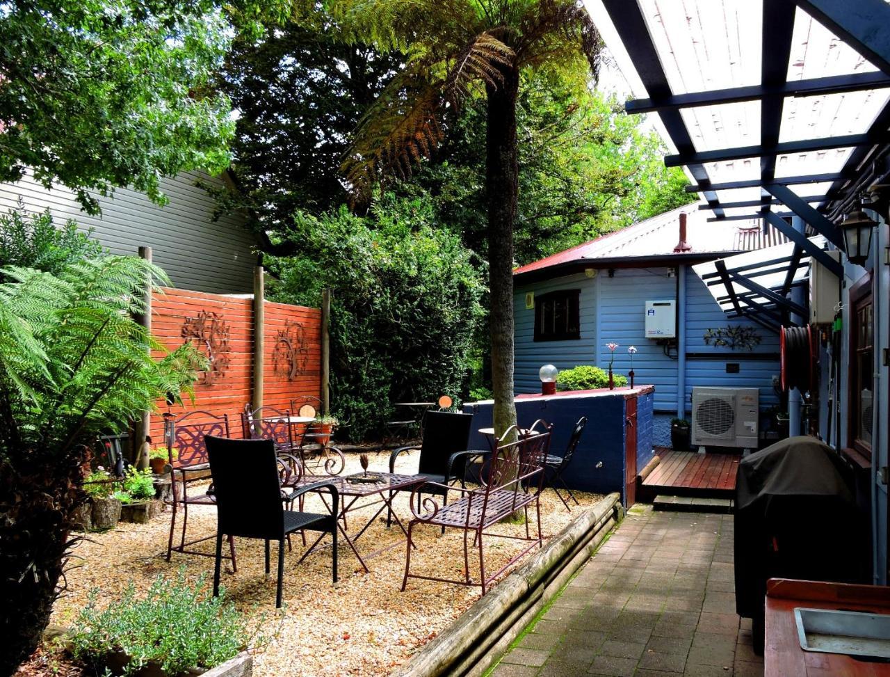 Kubba Roonga Guesthouse - Boutique Luxury Spa Retreat & Gardens - Blue Mountains แบล็คฮีธ ภายนอก รูปภาพ